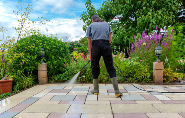 Best Pool Deck Cleaning  in Foresthill, CA